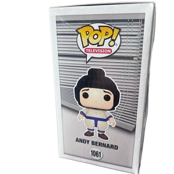 Funko POP Television The Office Andy Bernard Sumo Suit #1061 Target Exclusive. - Picture 7 of 9